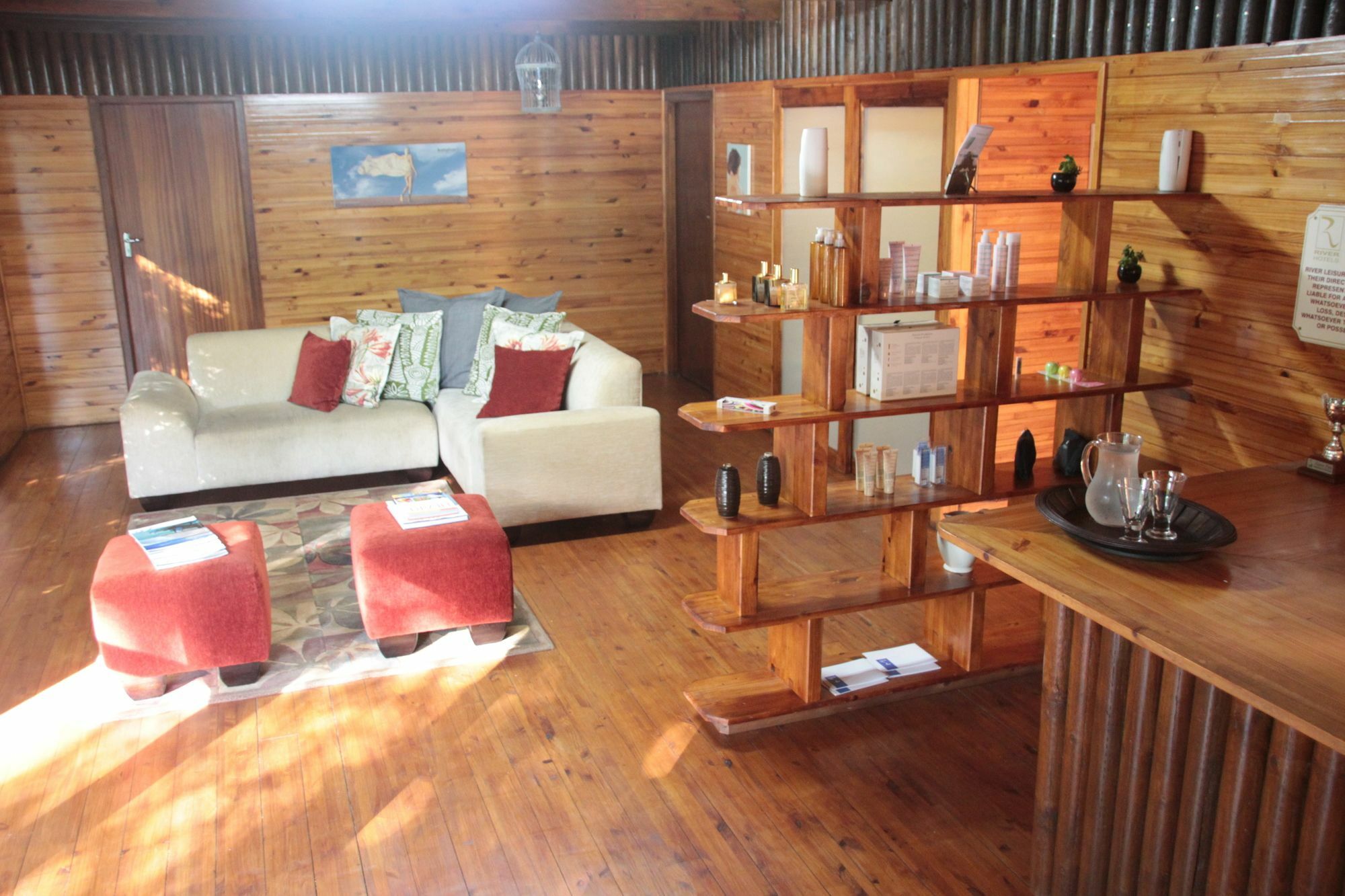 Tsitsikamma alojamiento y spa Stormsrivier Exterior foto